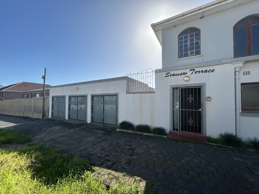 Commercial Property for Sale in Quigney Eastern Cape